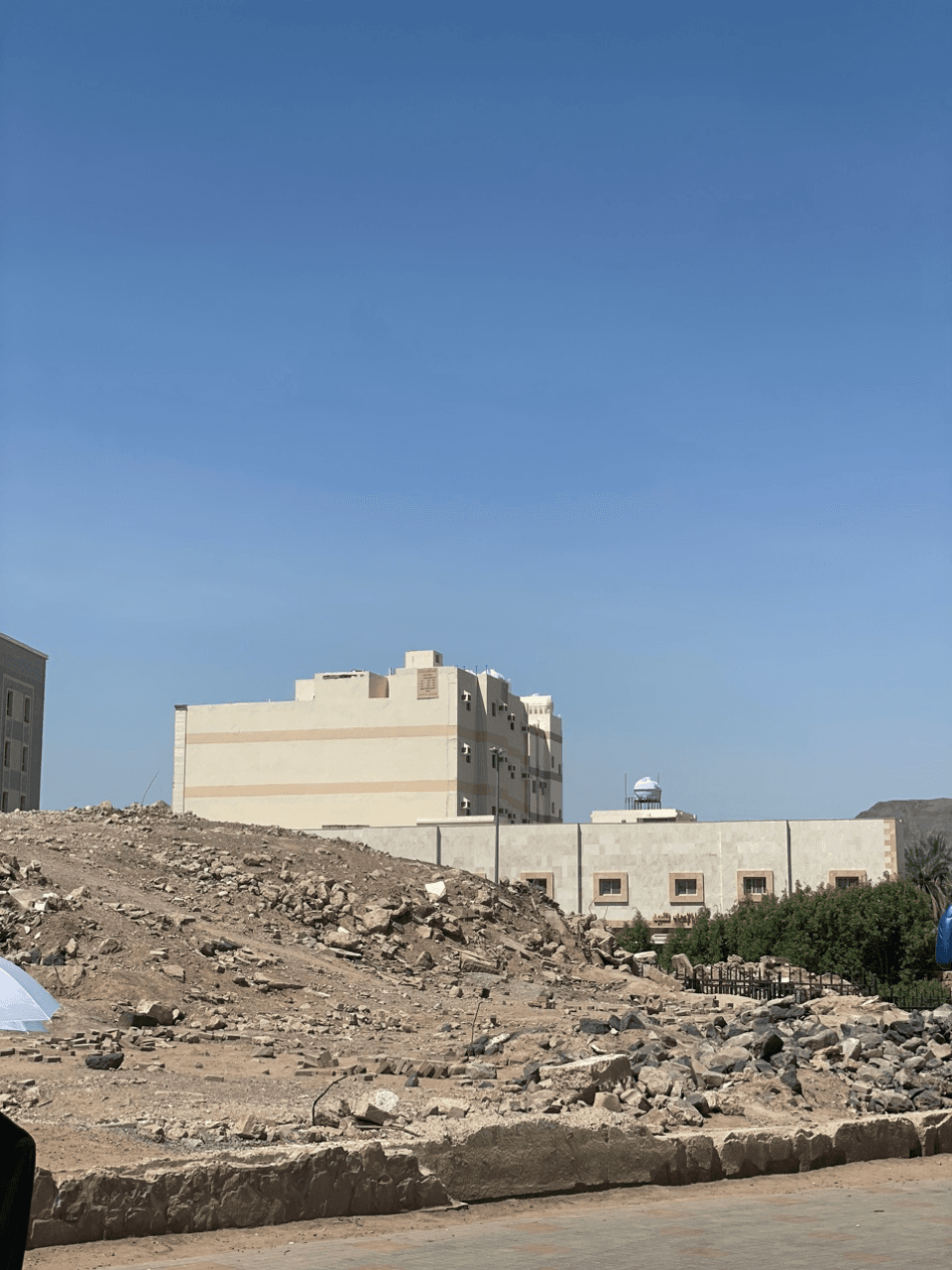 محل مسجد فاطمه زهرا در منطقهٔ جنگ احزاب