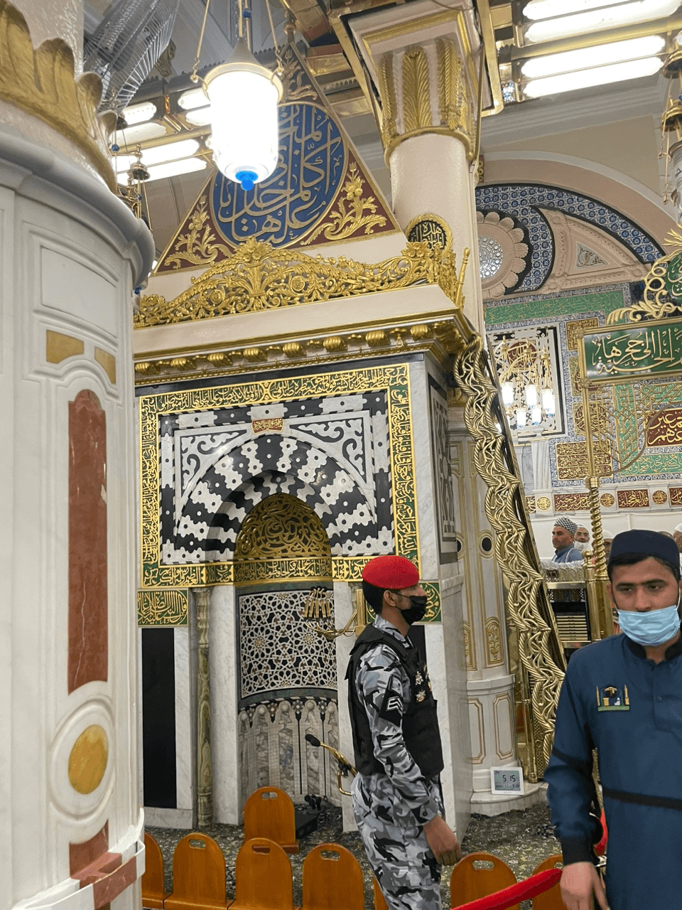 سربازان سعودی در محدودهٔ روضه